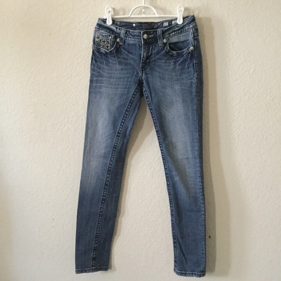 Miss Me Jeans - Picture 3 of 4